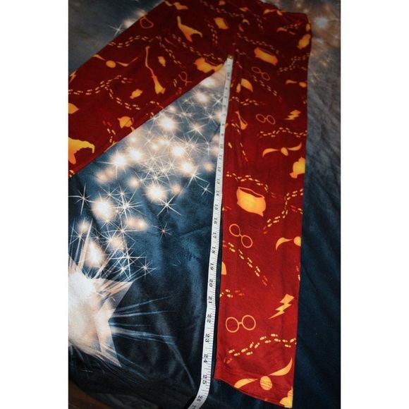 Fabulegs Women Small Wizard House Gryffindor Harry Potter Gold Quidditch Legging - Picture 6 of 10